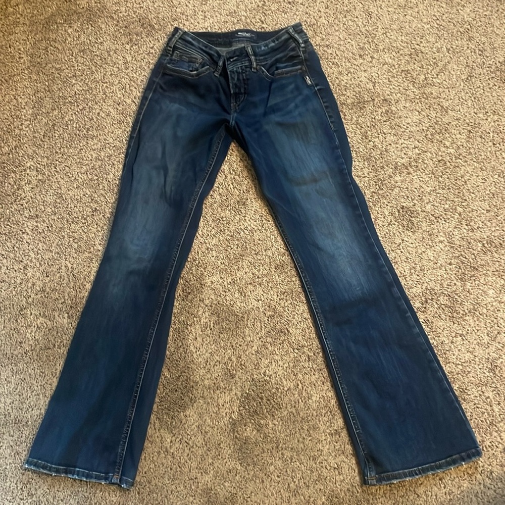 Silver jeans silo bootcut.